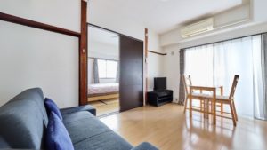 【東京・新宿エリア】カップルにおすすめ！ホテルより格安で快適な民泊宿G&R House 201号室※キッチン付き