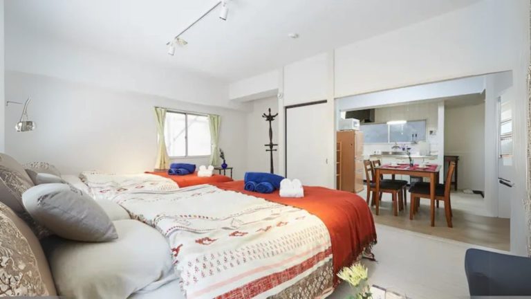 【6人で一部屋に泊まれる】東京の家族旅行や女子会のお泊まりにおすすめ！G&R House 102号室