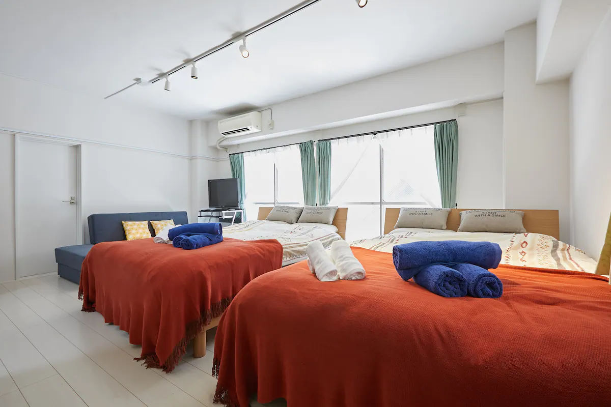 東京・新宿エリア 神楽坂の民泊宿G&R House ベッドまわり比較